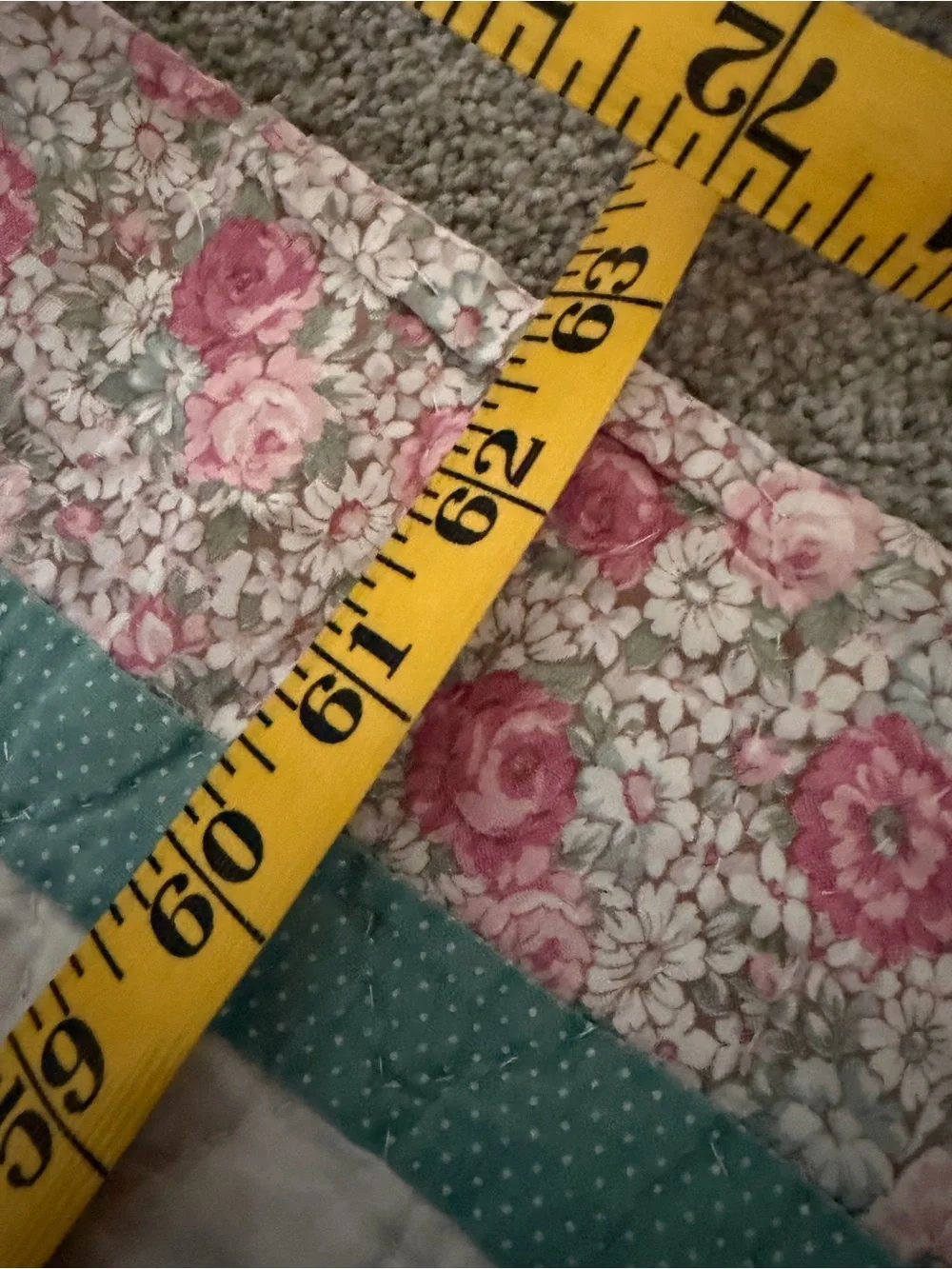 Handmade Floral Star Patchwork Quilt in Pink and light green